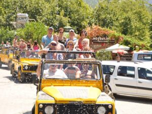 Jeep Safari ile Saklıkentte Macera Turu